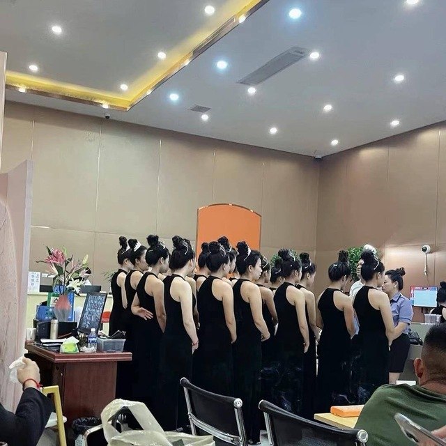 腾龙开户宣传图